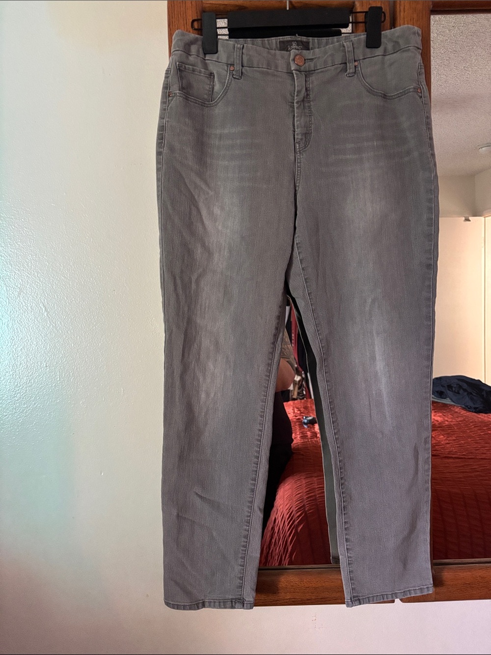 Chico’s So Slimming Gray Ankle Jeans Size 1.5 / US 10 Stretch High Rise